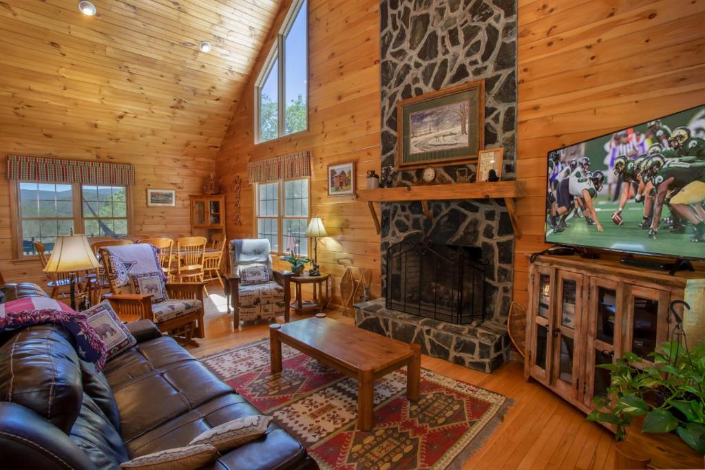 River Valley View, Sugar Grove