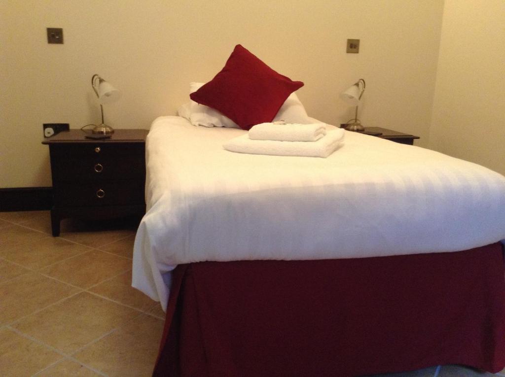 The Crown Hotel photo