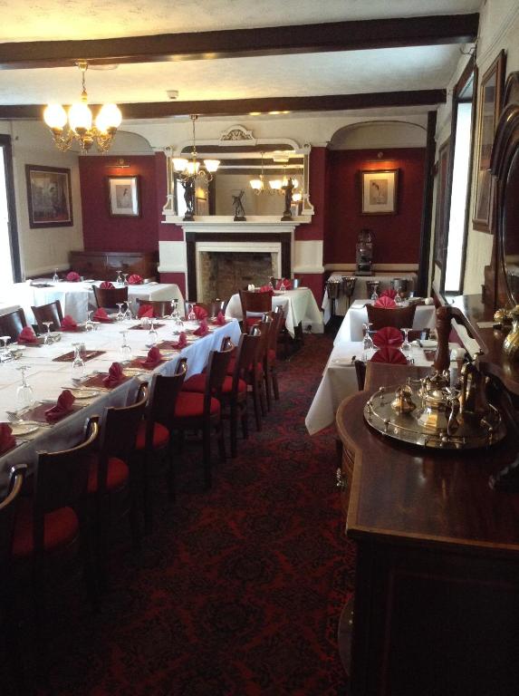 The Crown Hotel, Mundford photo 3
