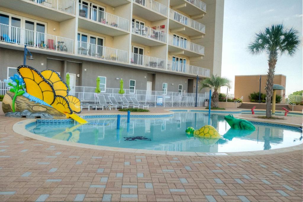 Laketown Wharf 929 By Aneliya photo