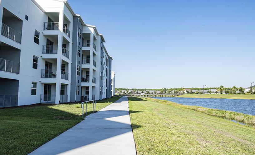 New 3-bed Deluxe Apt at Storey Lake near Disney photo
