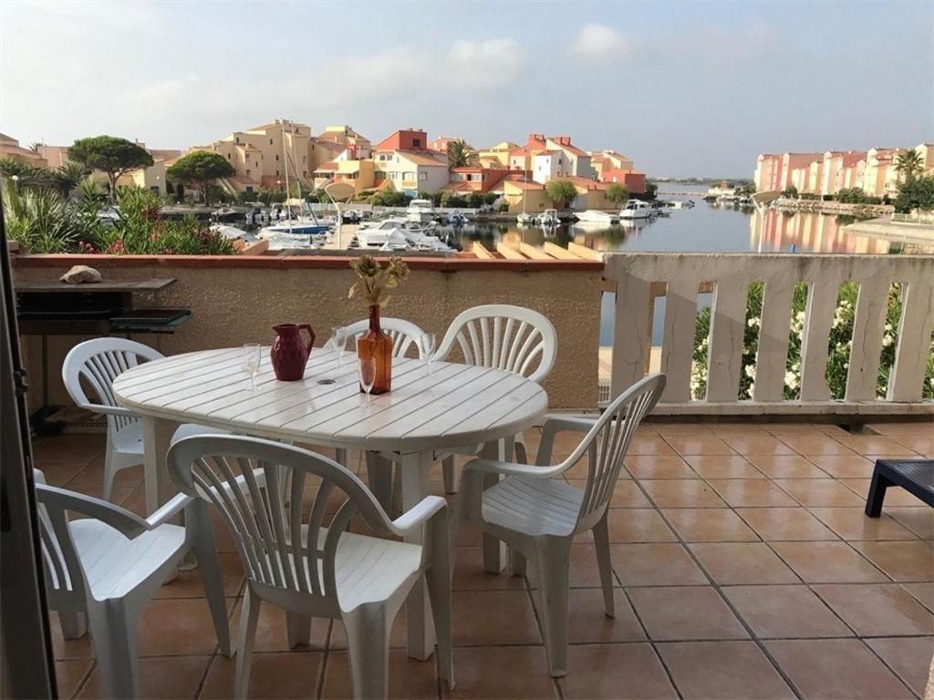 Grand T3 avec terrasse, piscine et parking près de la plage - FR-1-81-242 - 4