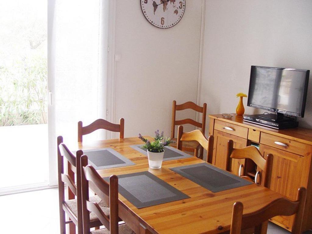 Appartement de 3 Pièces, 6-8 couchages, 2 terrasses, parking privé - Avenue de la Méditerranée - FR-1-326-479 - 4
