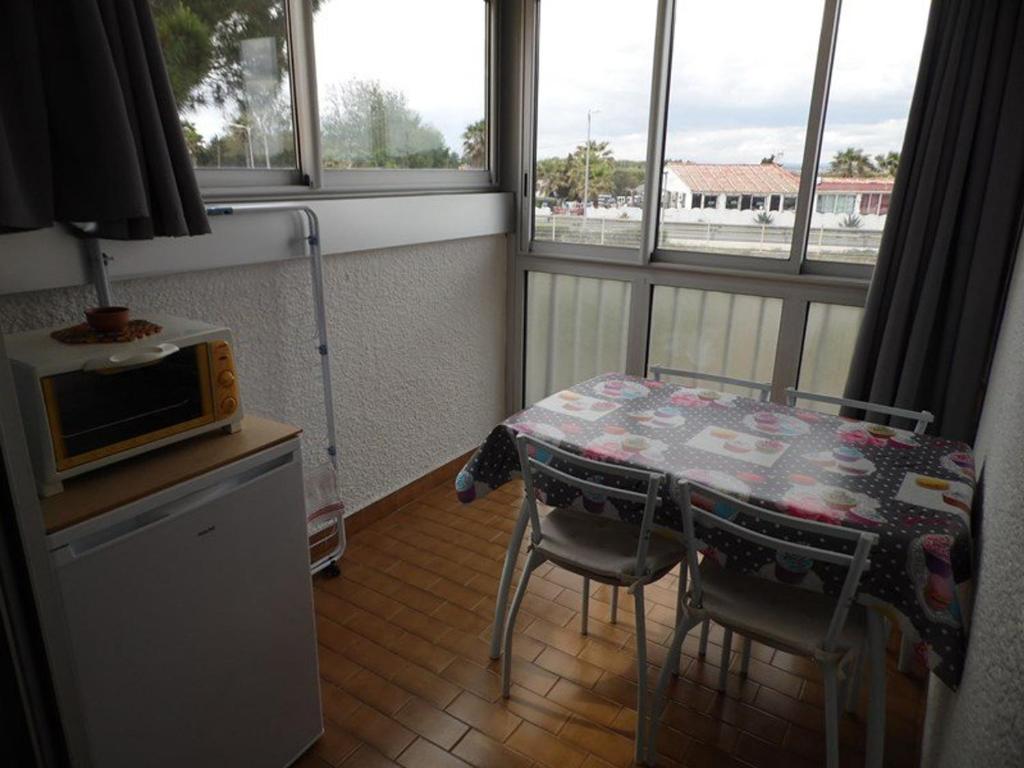 Appartement cosy à 200m de la plage avec parking privé et loggia, animaux admis - FR-1-326-668 - 4