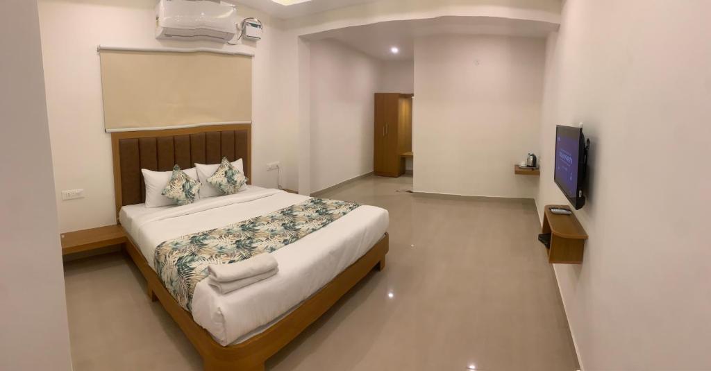 JN Guestline — Hotel in Bangalore