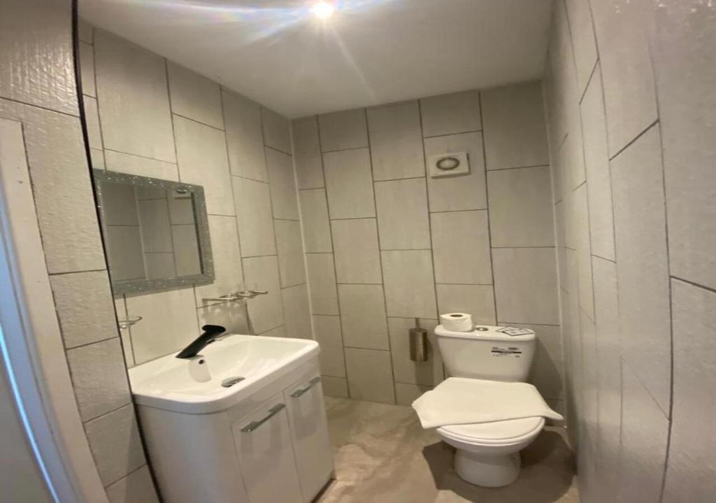 Alexander Hotel photo