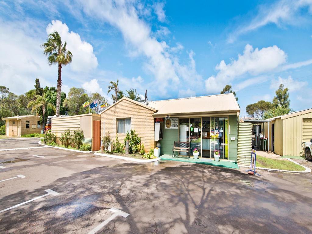 Acclaim Pine Grove Holiday Park photo