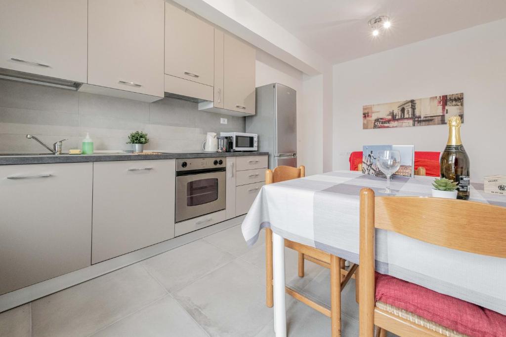 Realkasa Fiera District Flat - 4
