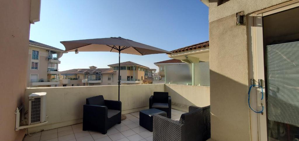 Port FREJUS T2 39m2 climatise Belle terrasse Balcon - 1