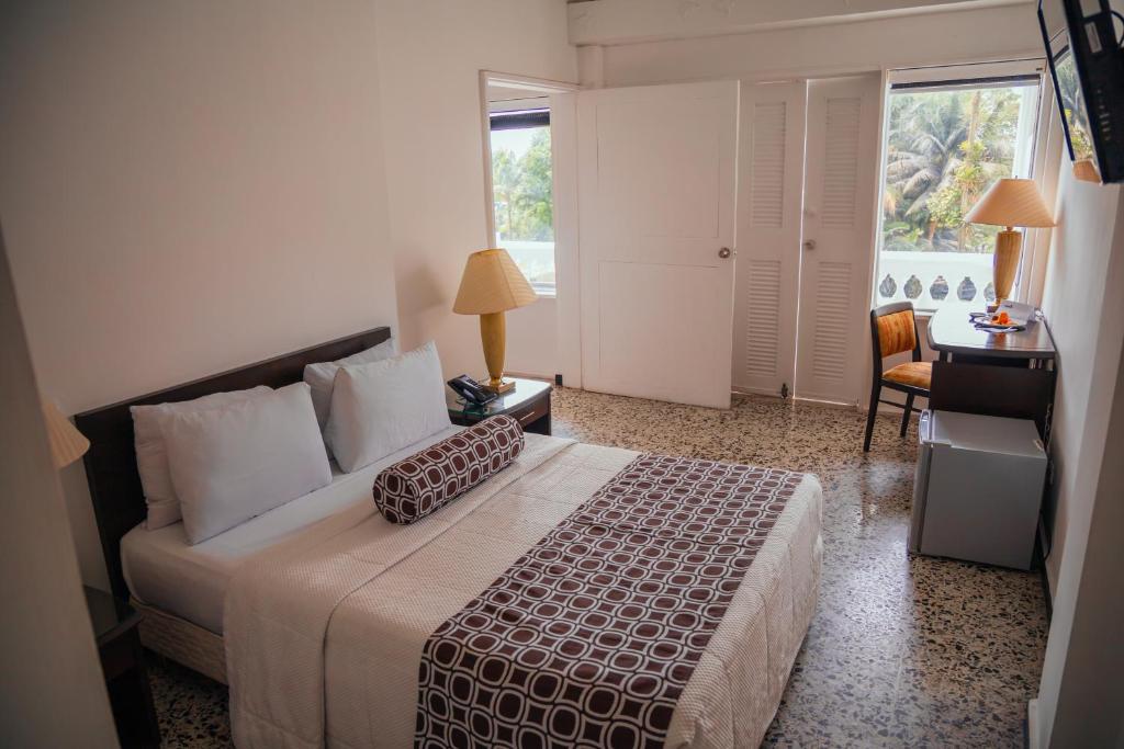 Hotel Tequendama Inn Estacion photo