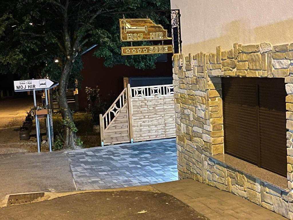 Sobe App Moj Hir bed and breakfast, Jastrebarsko