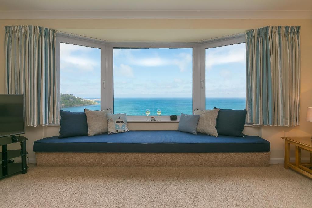 Dolphin Watch, Carbis Bay