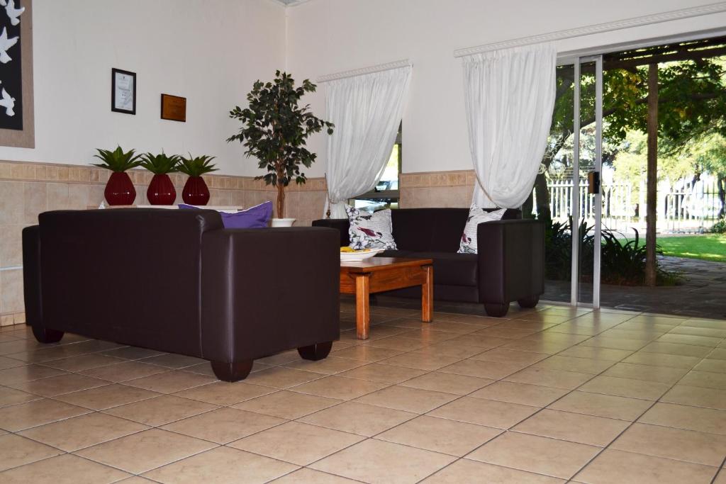 ダブズ ネスト ゲスト ハウス (Doves Nest Guest House) フロント・ロビー