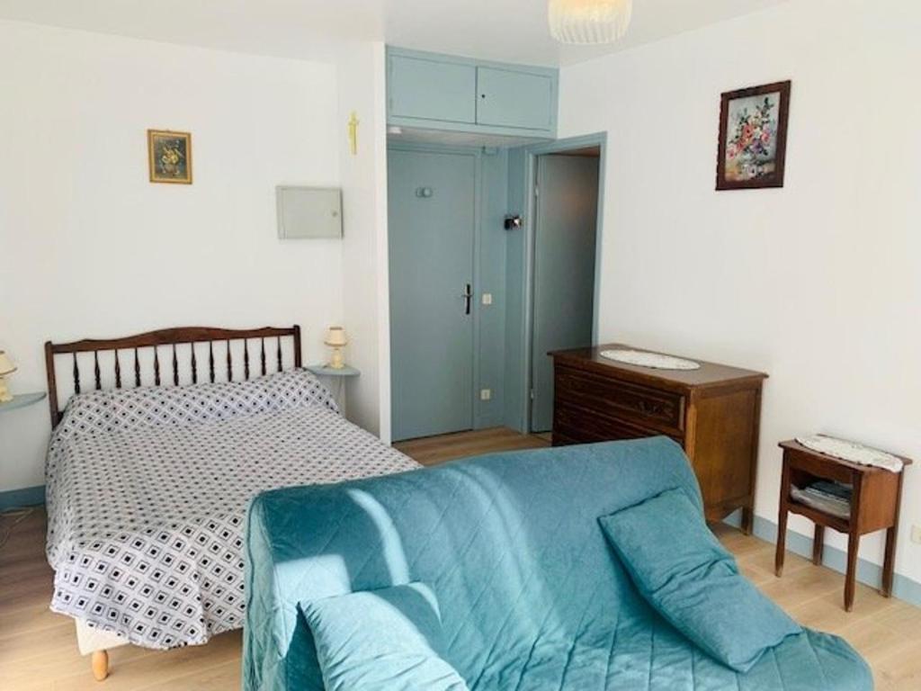 Studio cosy avec balcon, parking et Wifi - 2 pers, proche thermes et centre ville - 2