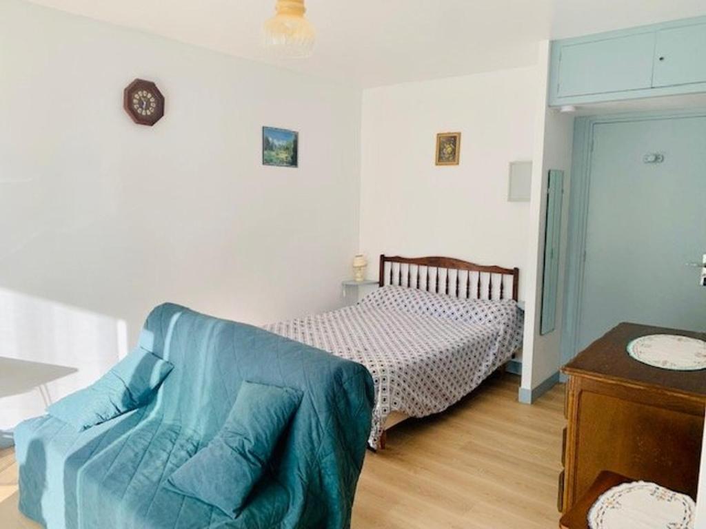 Studio cosy avec balcon, parking et Wifi - 2 pers, proche thermes et centre ville - 4
