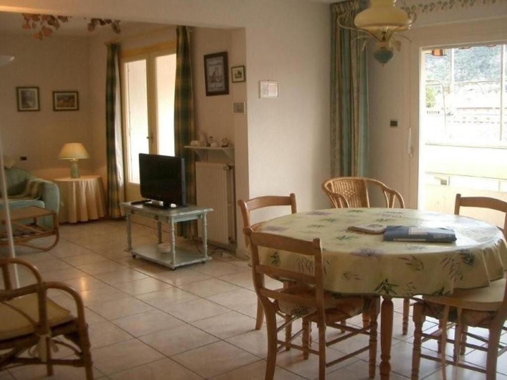 Charmant F2 avec Garage et Terrasse, 3 couchages, proche cures et centre-ville, Amélie-les-Bains - 1