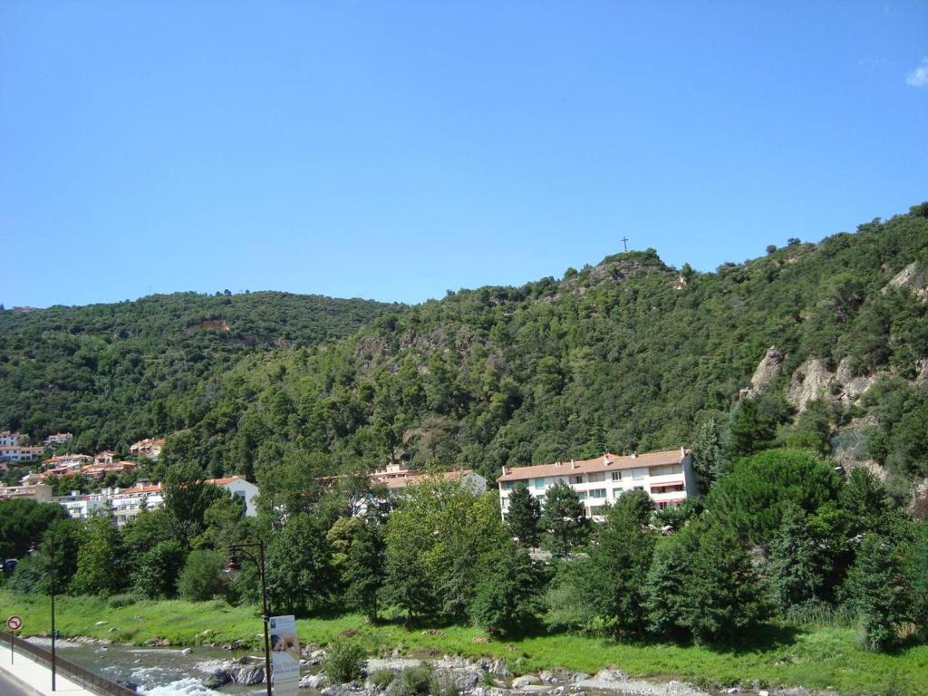 Appartement F3 avec balcon exposé sud, 2 chambres, proche commodités à Amélie-les-Bains - 5