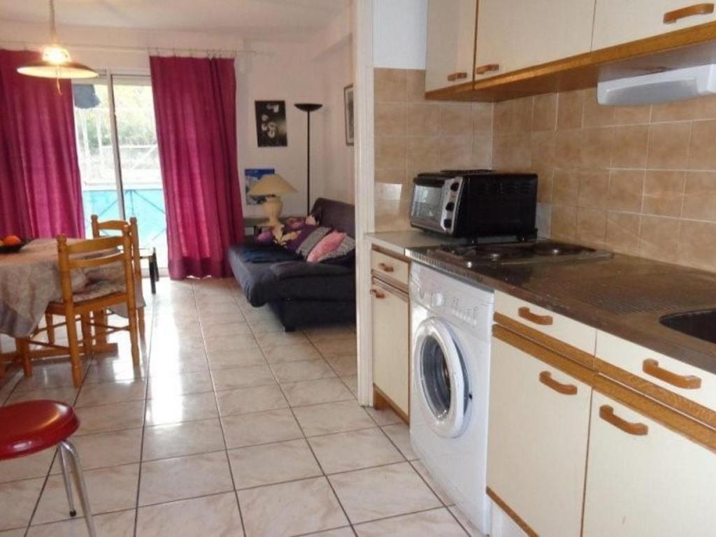 Appartement F2 confortable avec balcon près des Thermes d'Amélie-les-Bains - 3