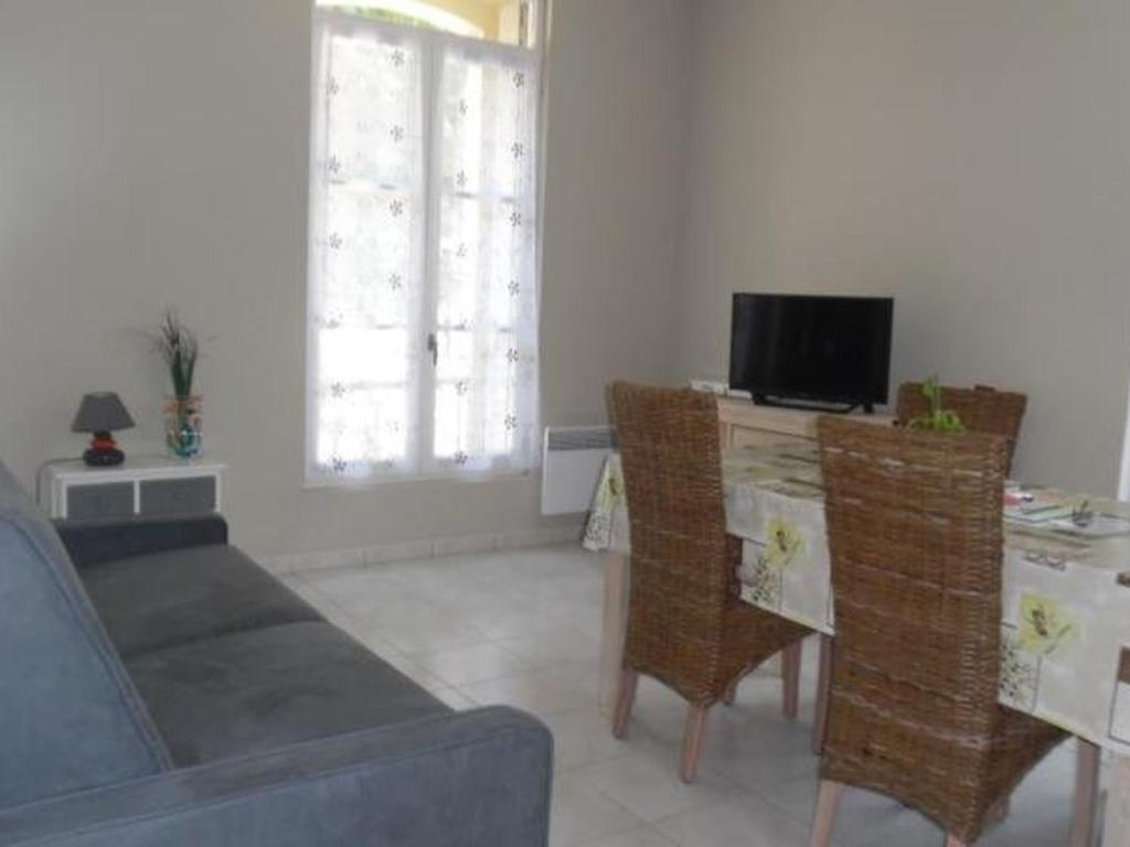 Charmant F2 avec balcon et parking, proche cure et centre-ville – Amélie-les-Bains - 5