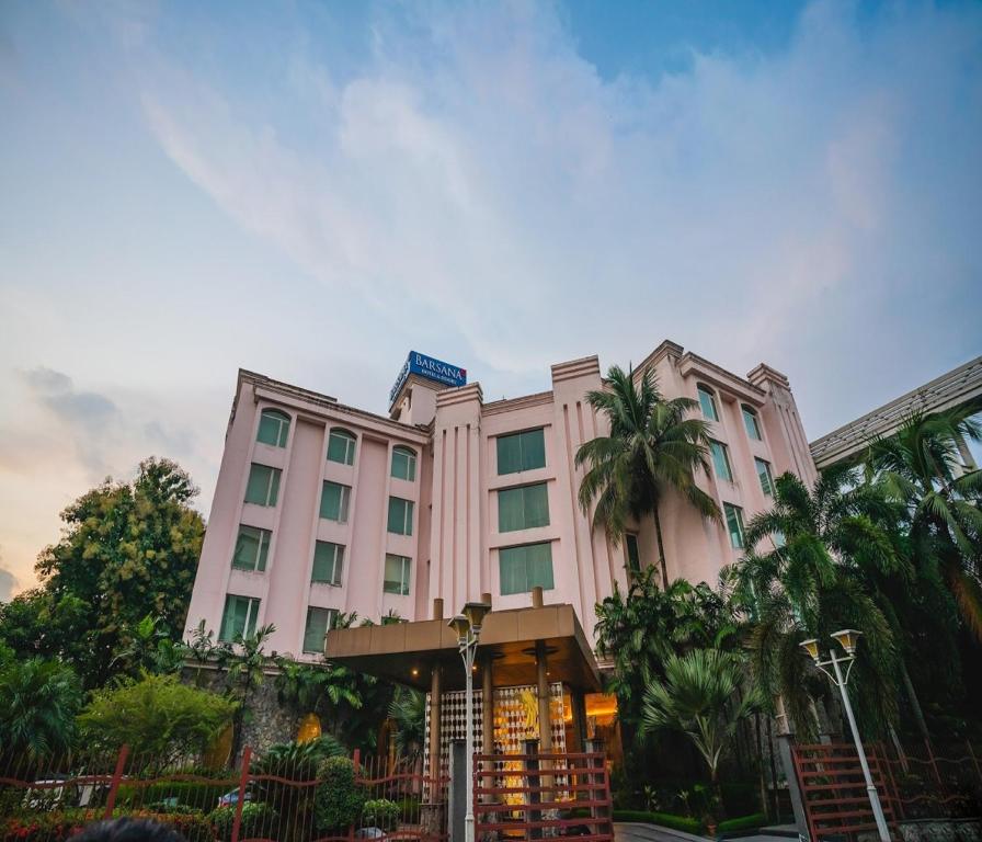 Barsana Hotel & Resort Siliguri photo