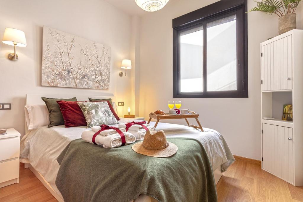 -MalagaSunApts-Romantic Private Terrace&Shared Pool - 4