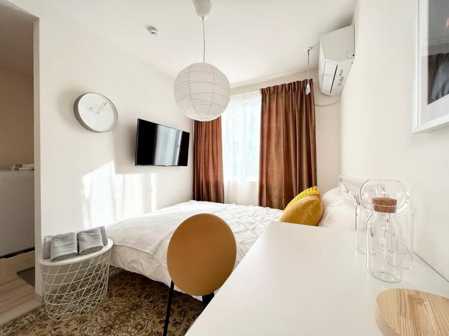 TYO Ikebukuro Designer’s Apt 201, Tokio
