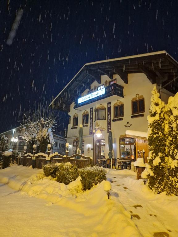 Hotel Bavaria - 5