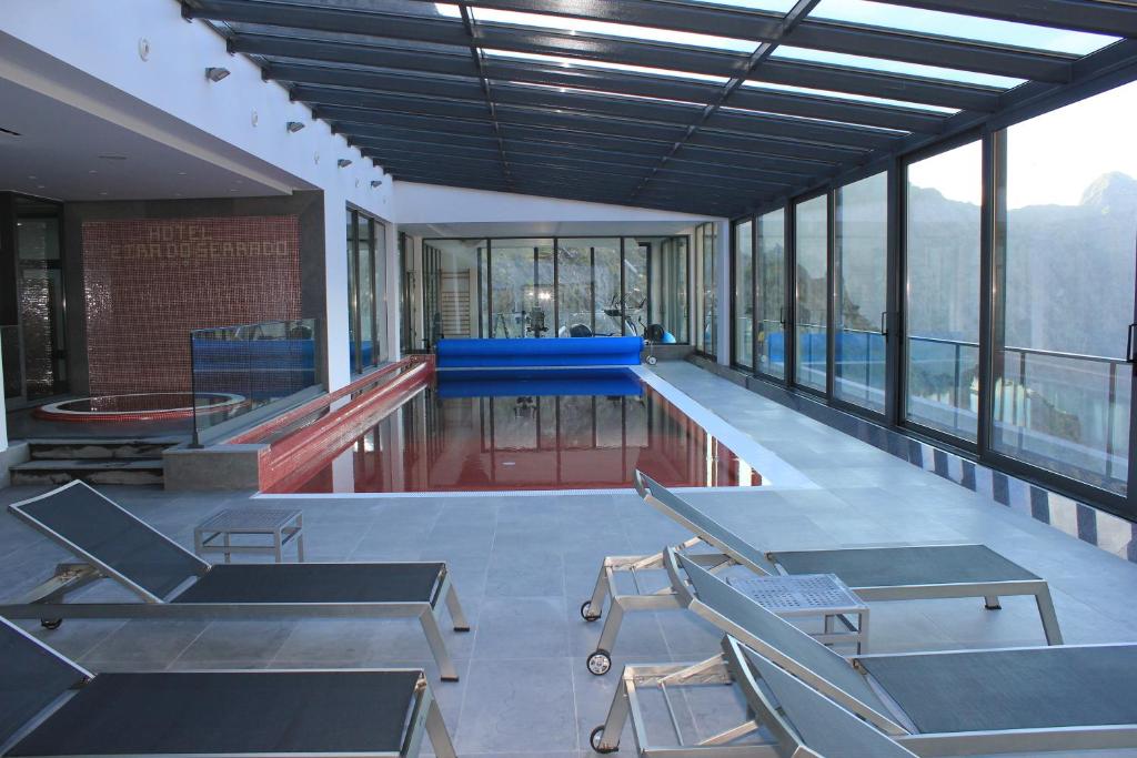 Eira do Serrado - Hotel & Spa — Swimming pool in Curral das Freiras, Madeira