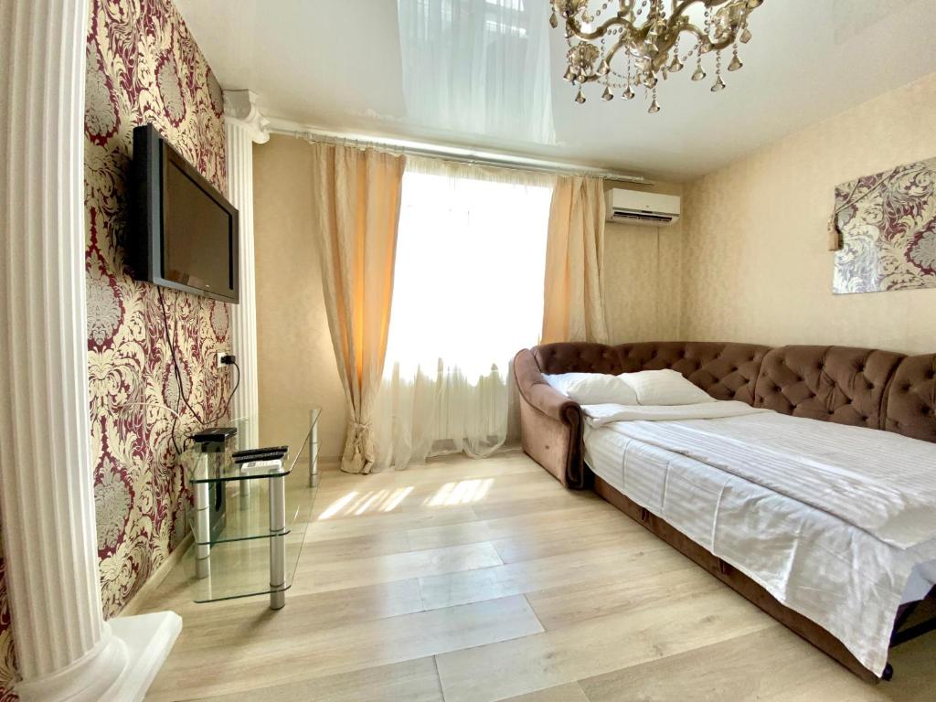 1-кімн Елегантна квартира біля Каштанової Алеї, Poltava