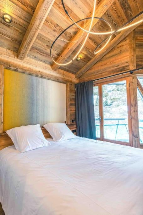 Top floor appartment, ski in ski out, superb view - 2