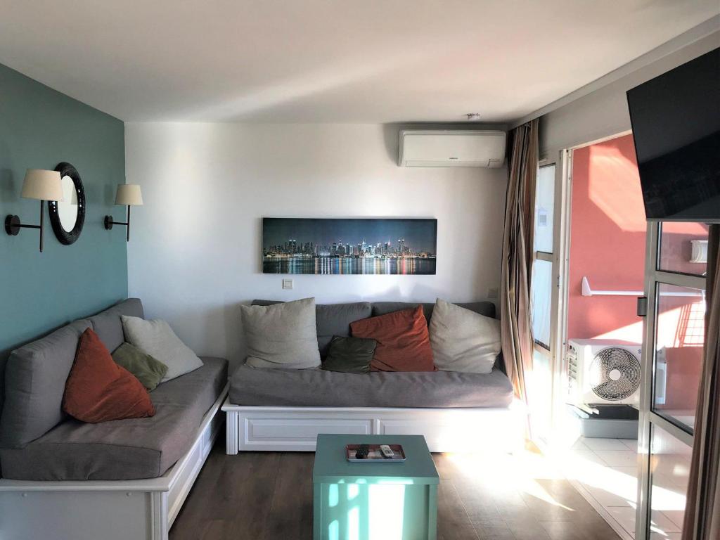 Cap Esterel: Appartement 3 pièces avec grande terrasse et vue mer - FR-1-504-659 - 2