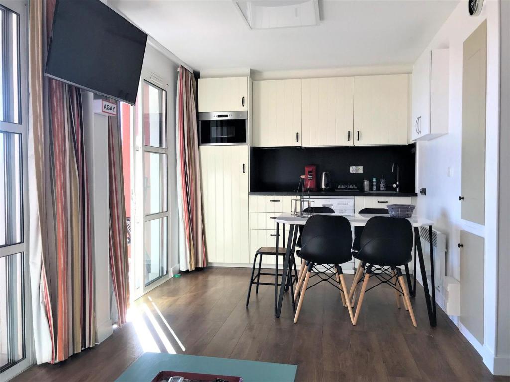 Cap Esterel: Appartement 3 pièces avec grande terrasse et vue mer - FR-1-504-659 - 1