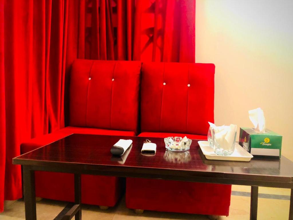 Hotel Royal Grand photo
