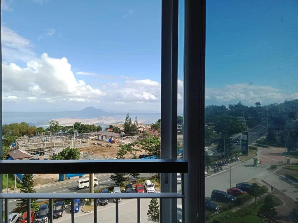 Wind Residence T4-F Near TAAL & Sky ranch photo