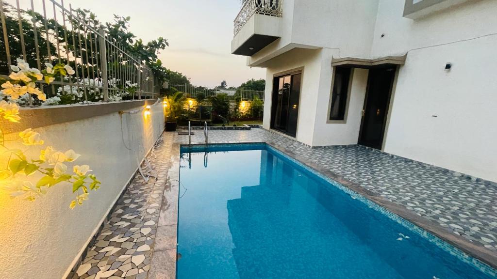 Villa Euphoriaa 4BR Jacuzzi PvtPool Theatre photo