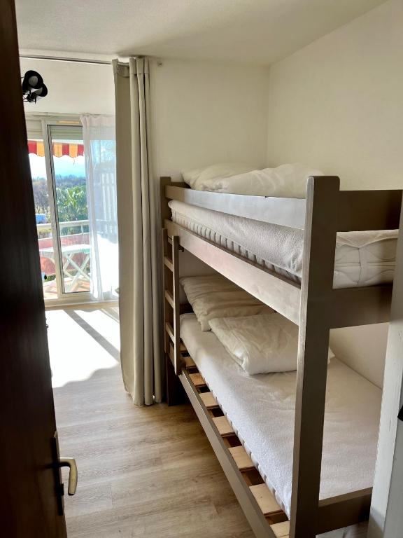 Les Capitelles 97 - Studio vue mer - residence avec piscine - Wifi - Parking - 5