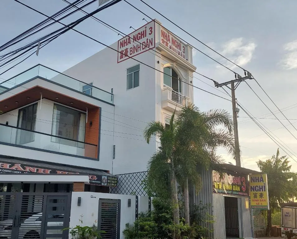 NHÀ NGHỈ BÌNH DÂN SỐ 3, hotel in Bạc Liêu