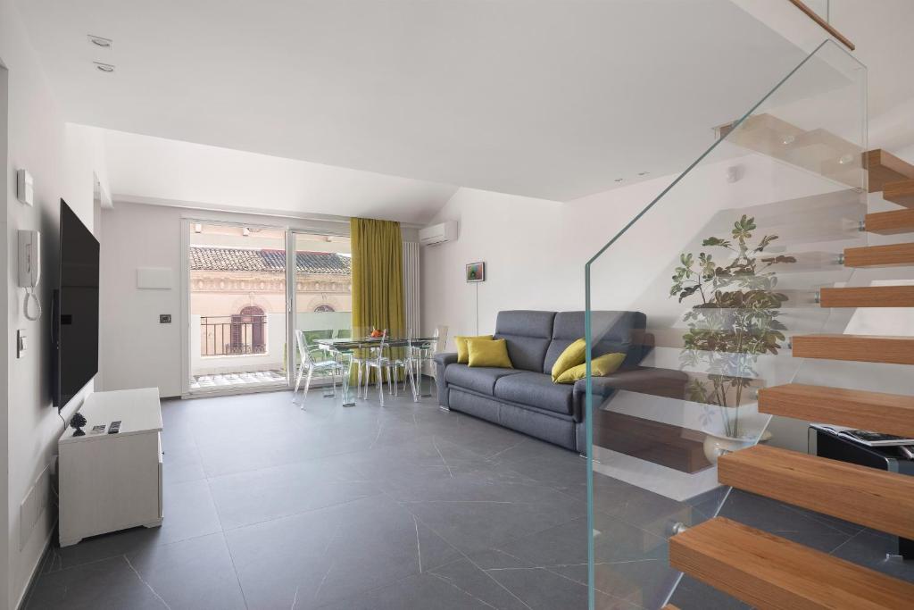 Archimedes luxury apartment with terrace - 2
