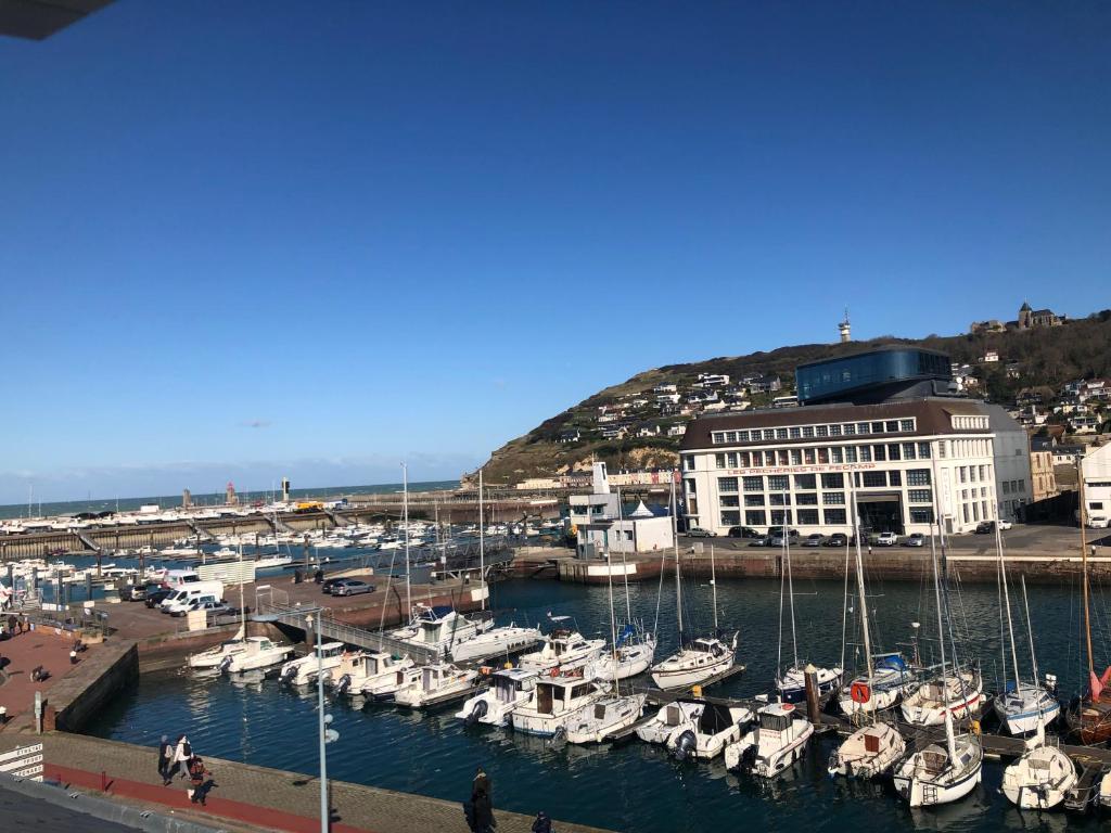 Captain YOO - Régate- Sentir les embruns vue/port, Fécamp