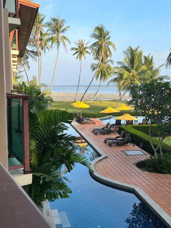 LANTA PURA beach resort-SHA extra plus, Ko Lanta
