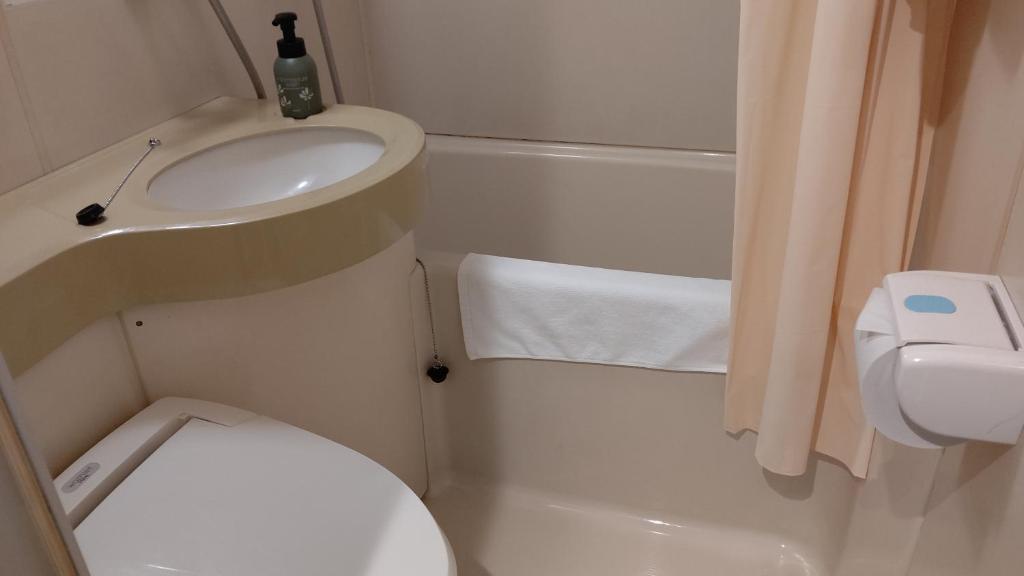 Tsuyama Central Hotel Town House photo