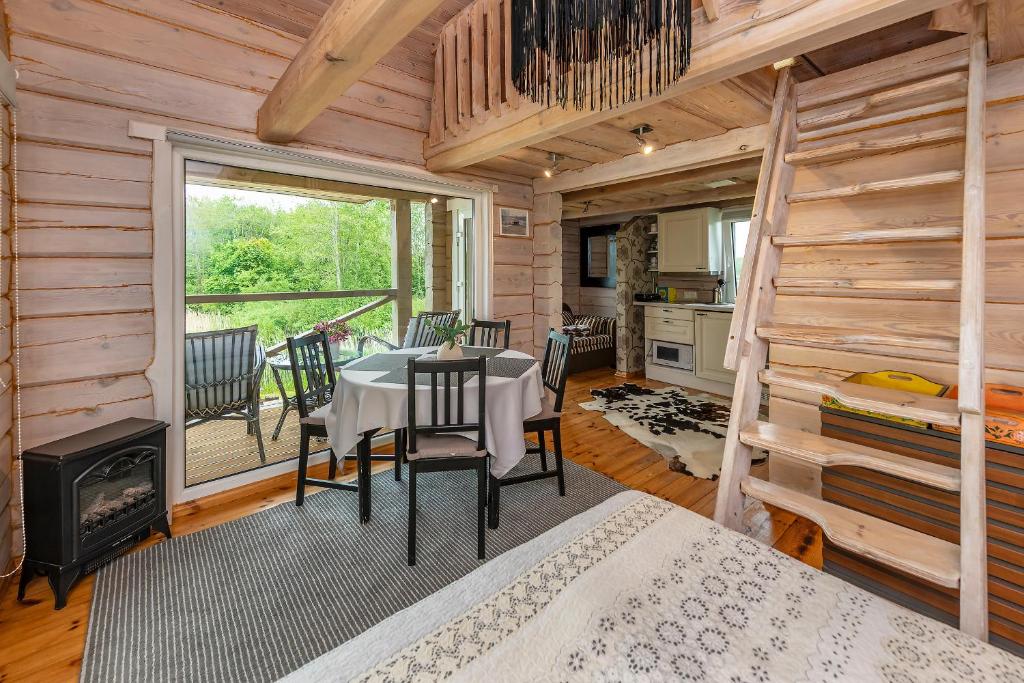 One-Bedroom Villa with lake view