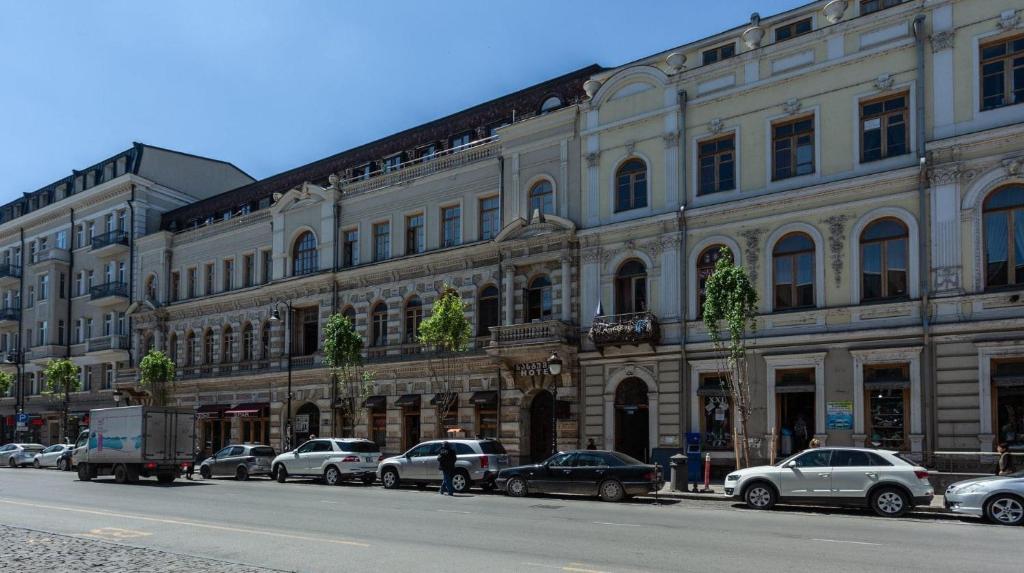 Hotel Arc Tbilisi photo