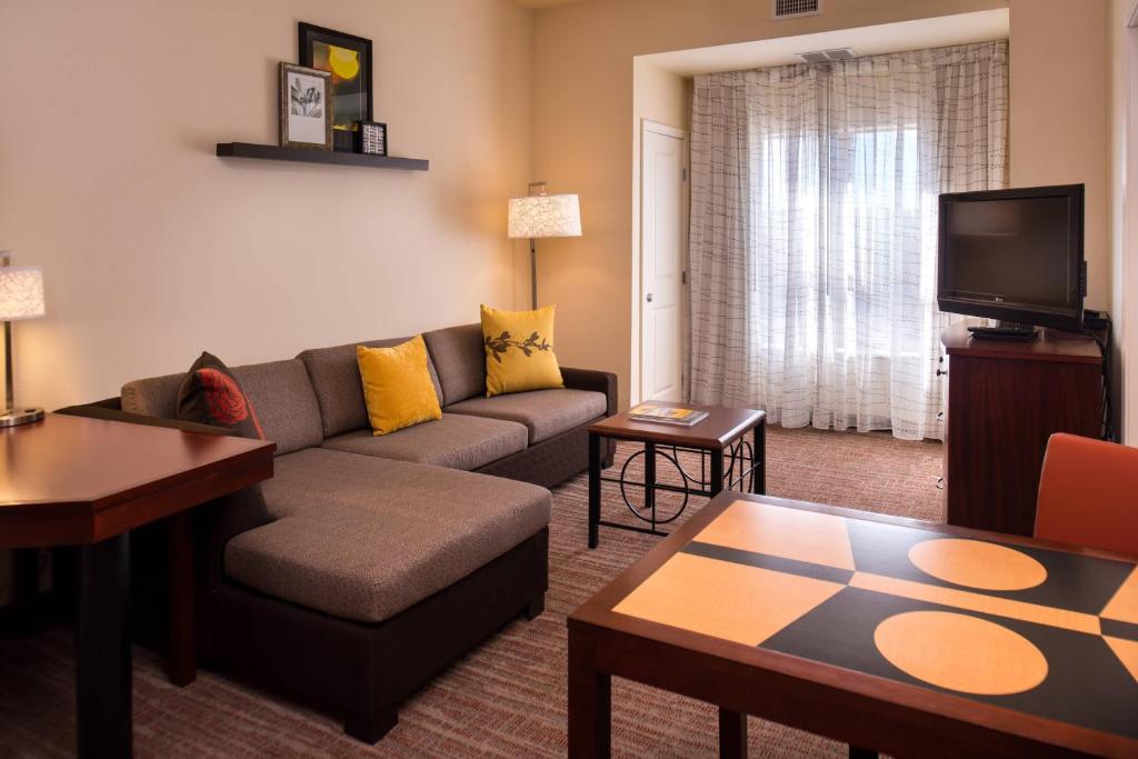 Residence Inn Albuquerque Airport photo