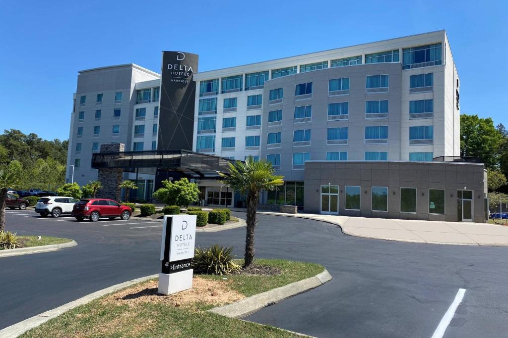 Exterior view, Delta Hotels by Marriott Raleigh-Durham at Research Triangle Park in Durham (NC)
