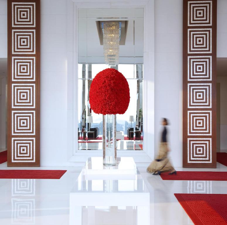 Lobby, The Oberoi, Gurgaon in Gurugram