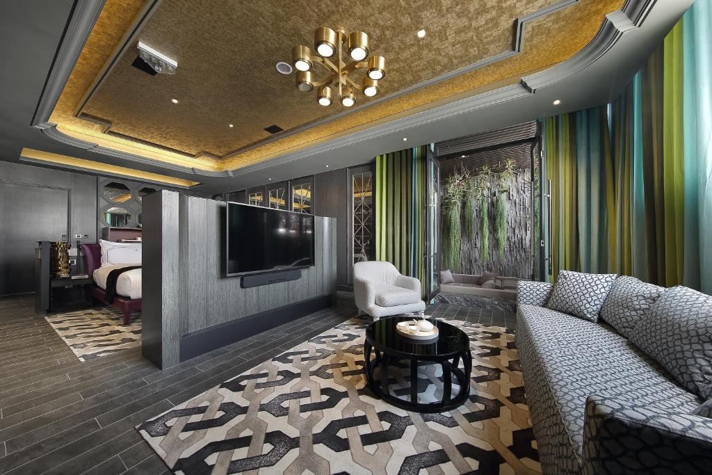 天韻精品旅館 (Ease Motel Taichung)