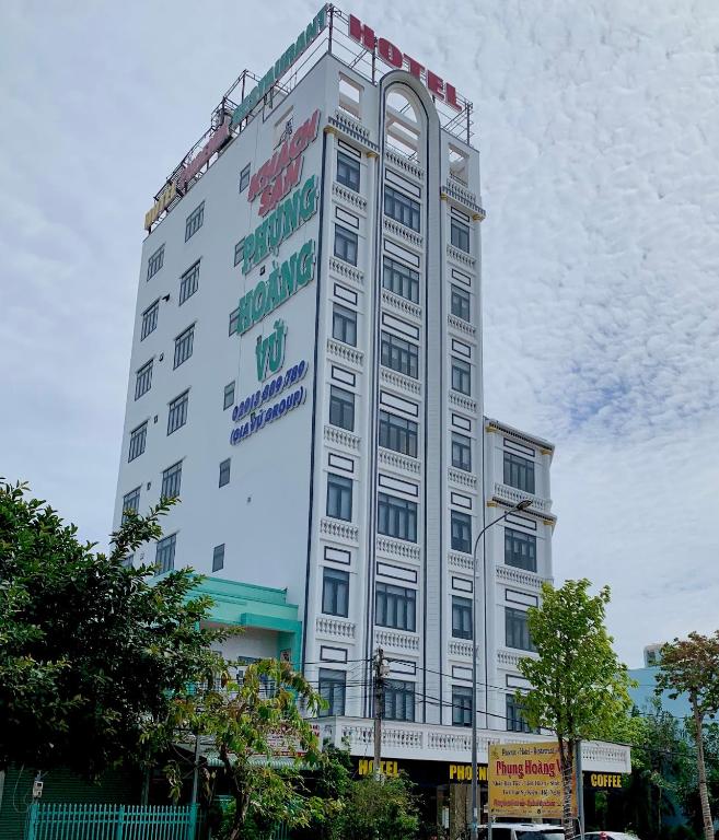 Khách Sạn Phụng Hoàng Vũ