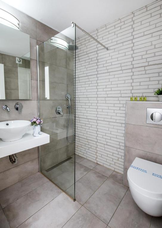 Angels View Luxury Family Apartments photo