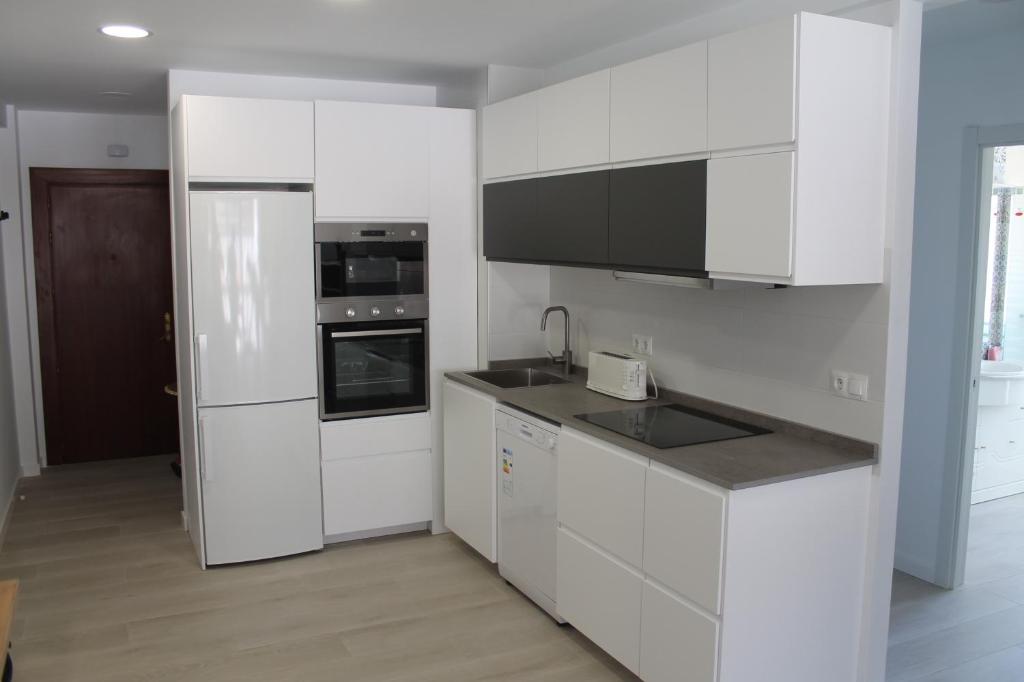 Luminoso y reformado apartamento en Nerja - 3